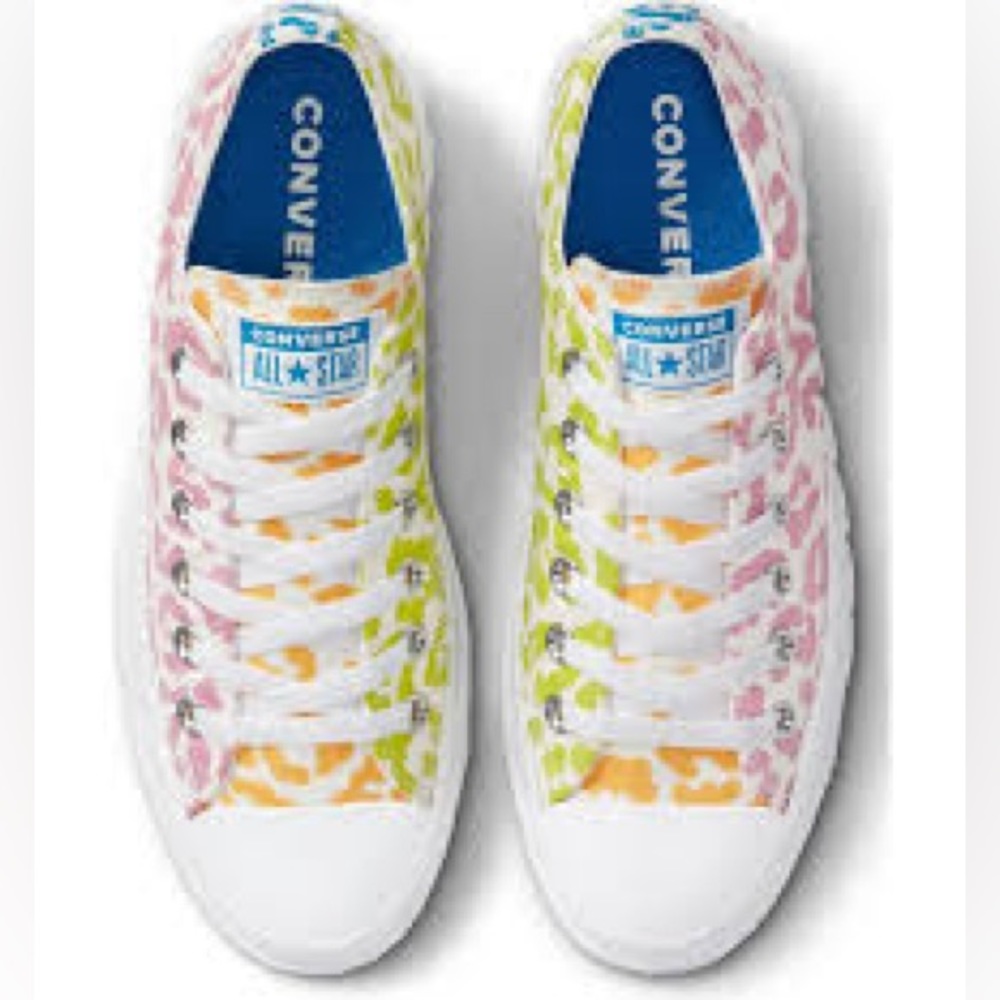 new Converse Chuck Taylor sneaker      firm price
